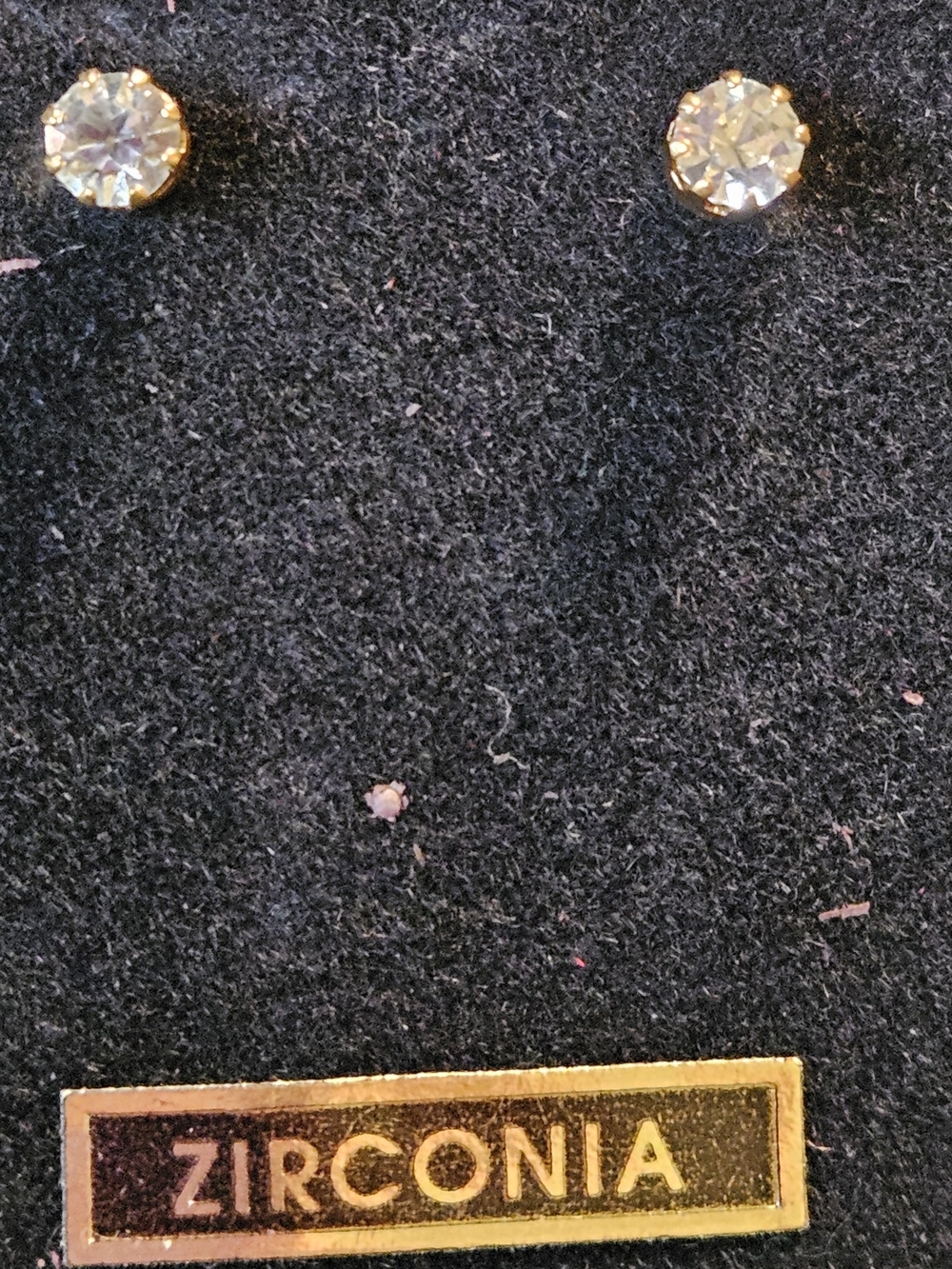 Gold-Tone Zirconia Necklace With Stud Earrings. Chain 18" - Picture 2 of 4